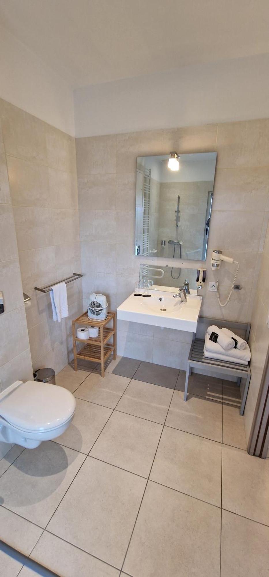 Hotel Le Bellevue Guer Dış mekan fotoğraf